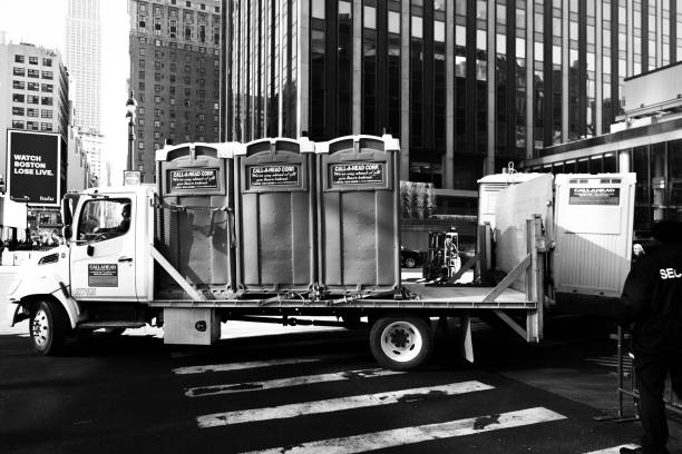 Best Portable restroom trailer rental  in Stillwater, MN